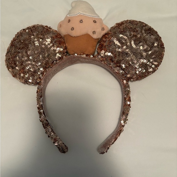 Food and Wine Sparkly Rose gold ears - Picture 1 of 3